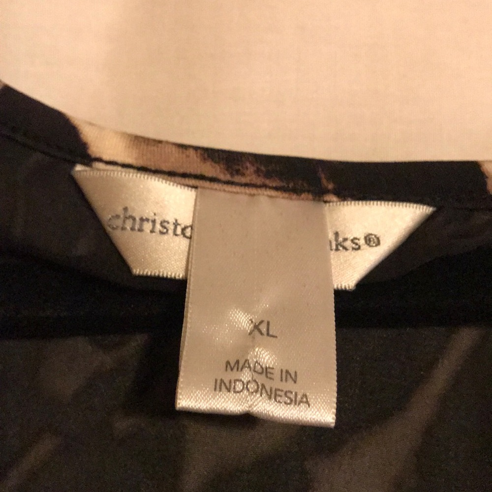 Shirt - Picture 2 of 4